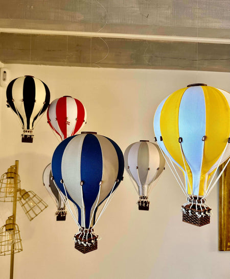  Inflatable Hot Air Balloon Decorations | Baby Shower Decorations and Birthday Decor | Baby Nursery Decor | Baby Room Decor | Gender Reveal Decorations | Hot Air Balloon Décor | White / Red / Blue (Patriotic)