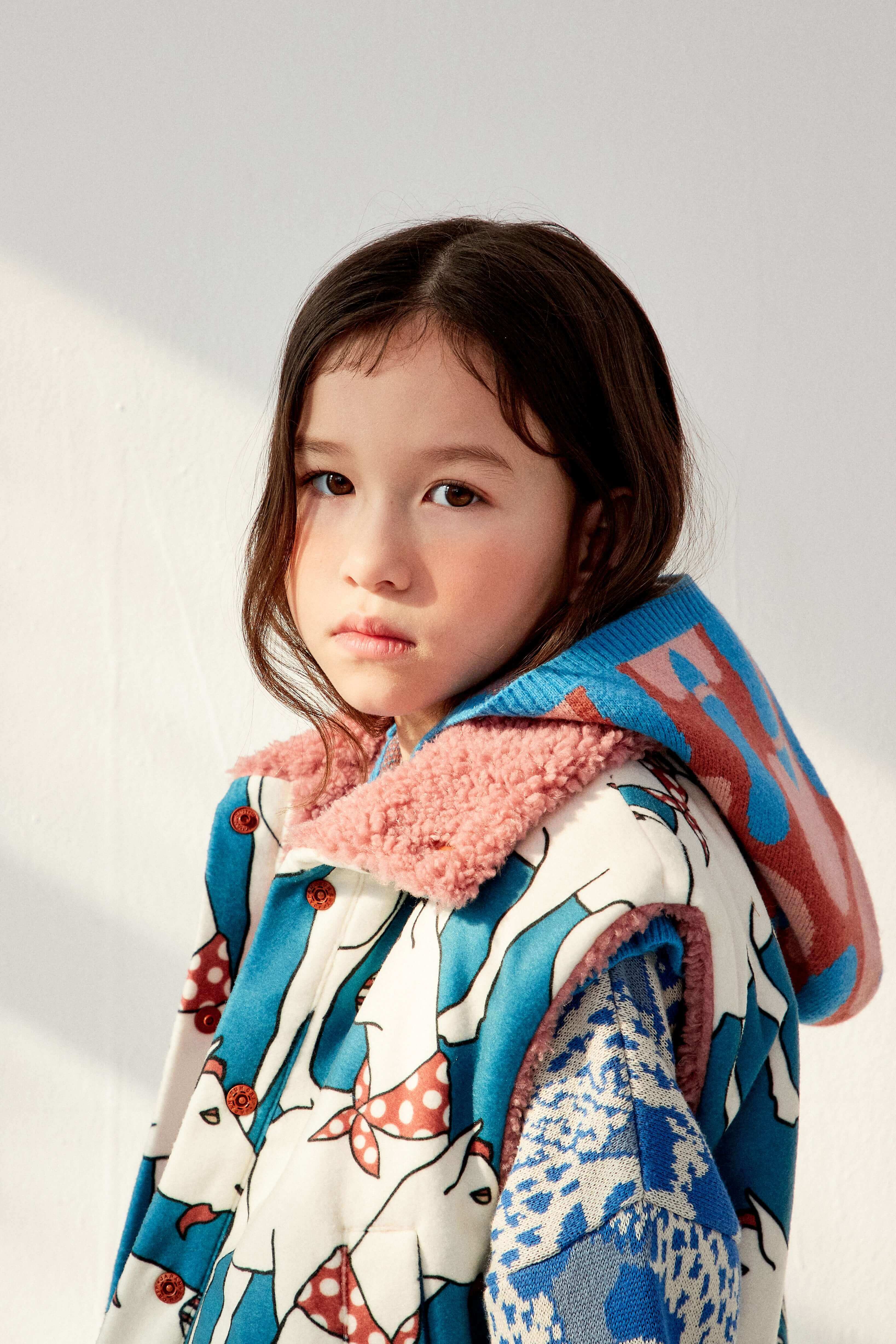 Goat vest with pale pink faux fur