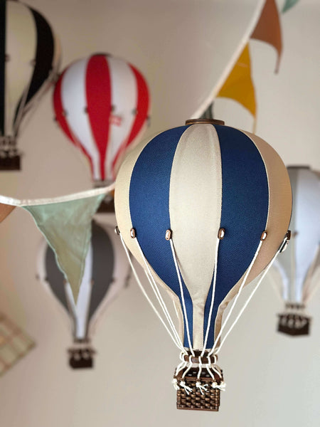  Inflatable Hot Air Balloon Decorations | Baby Shower Decorations and Birthday Decor | Baby Nursery Decor | Baby Room Decor | Gender Reveal Decorations | Hot Air Balloon Décor | White / Red / Blue (Patriotic)