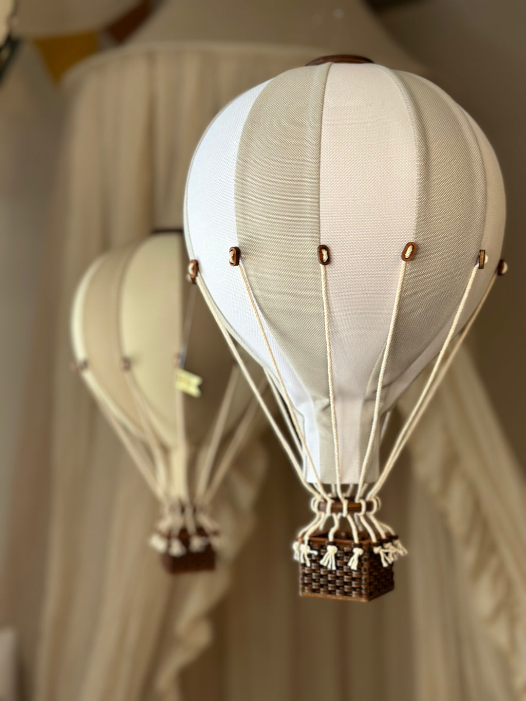 Hot Air Balloon Decorations for Baby Shower, Birthday, Gender Reveal & Baby Nursery Decor | Gold/White