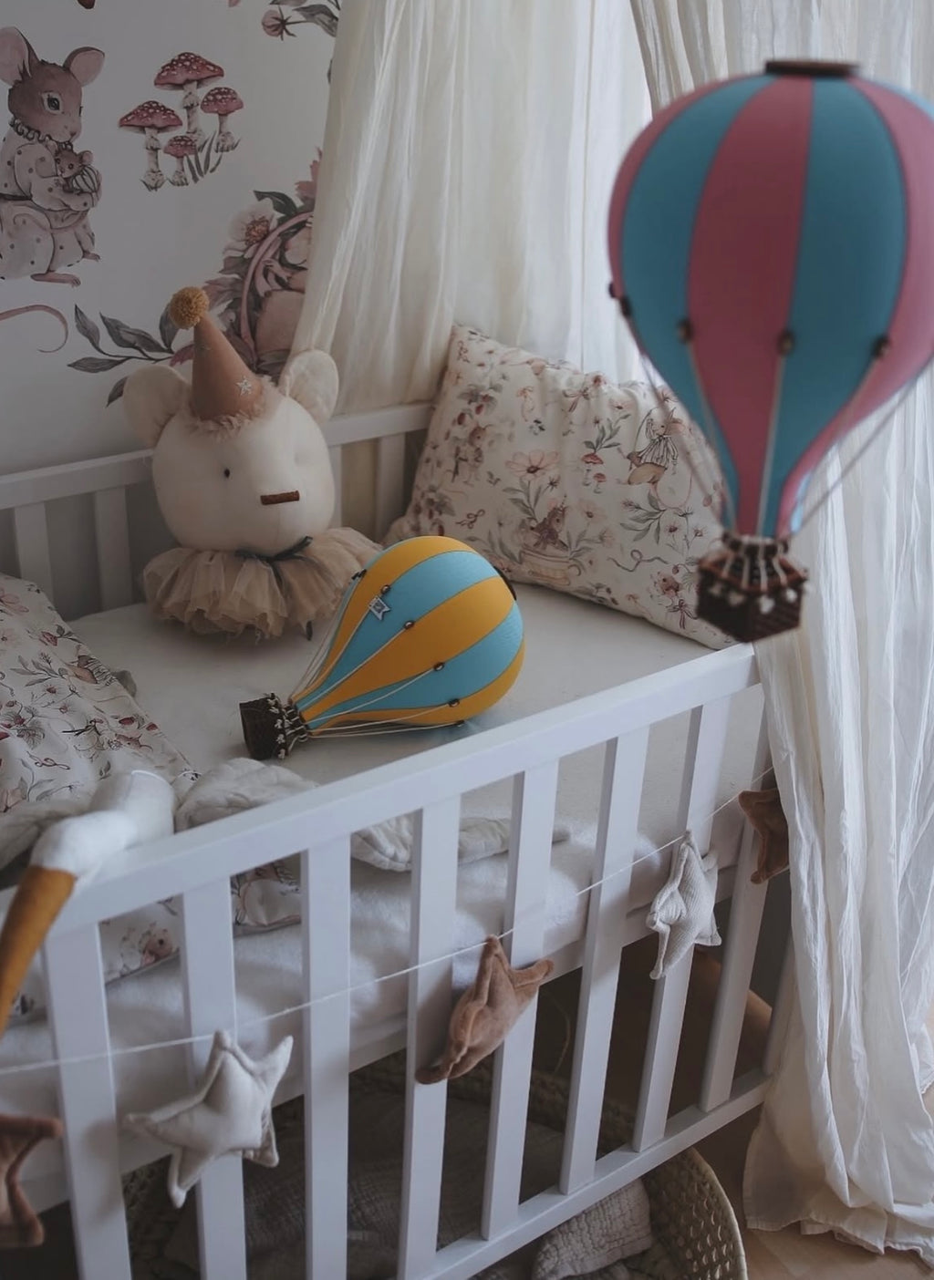 Hot Air Balloon Decorations for Baby Shower, Birthday, Gender Reveal & Baby Nursery Decor | Turquoise/Light Pink