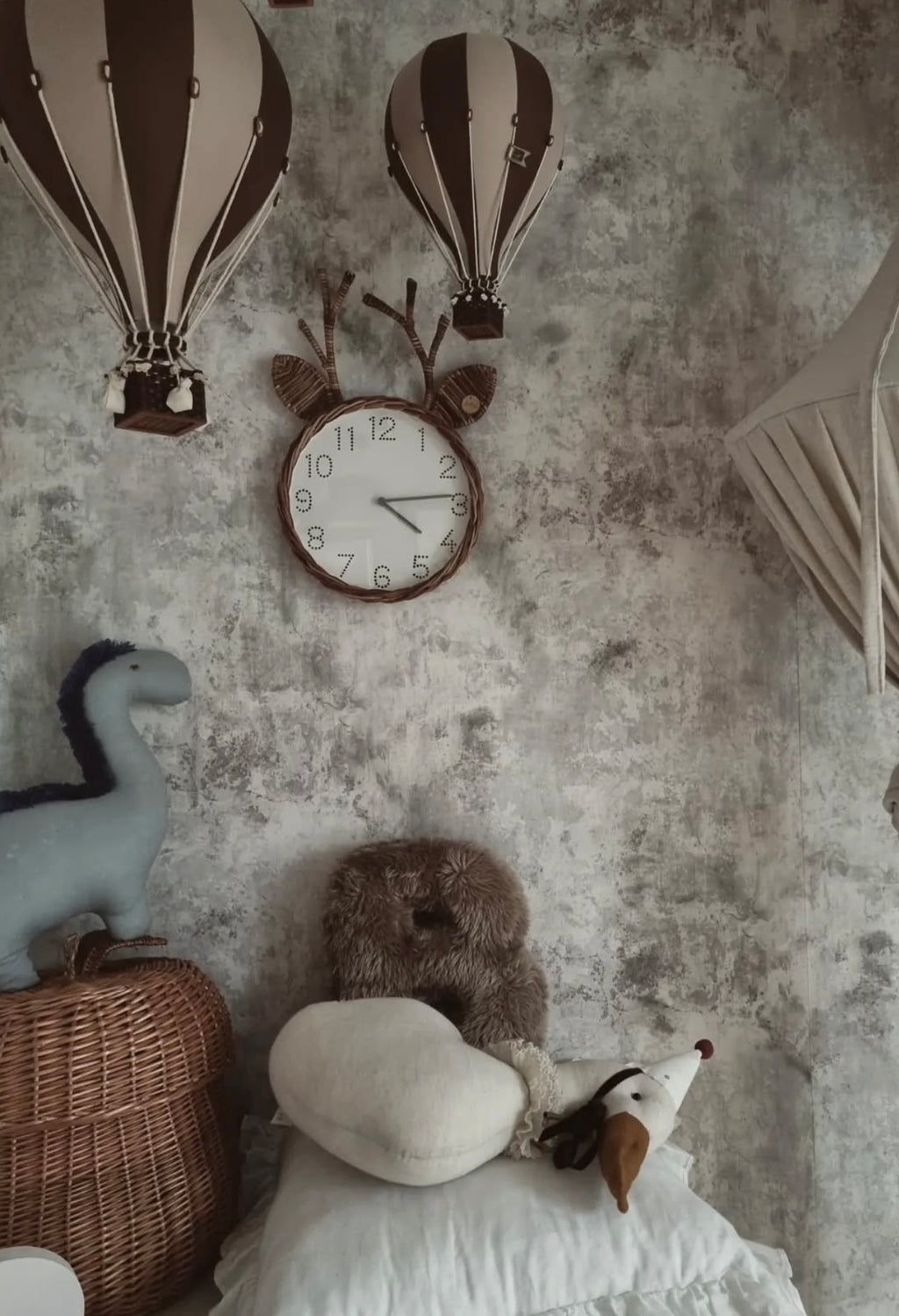 Hot Air Balloon Decorations for Baby Shower, Birthday, Gender Reveal & Baby Nursery Decor | Beige / Brown