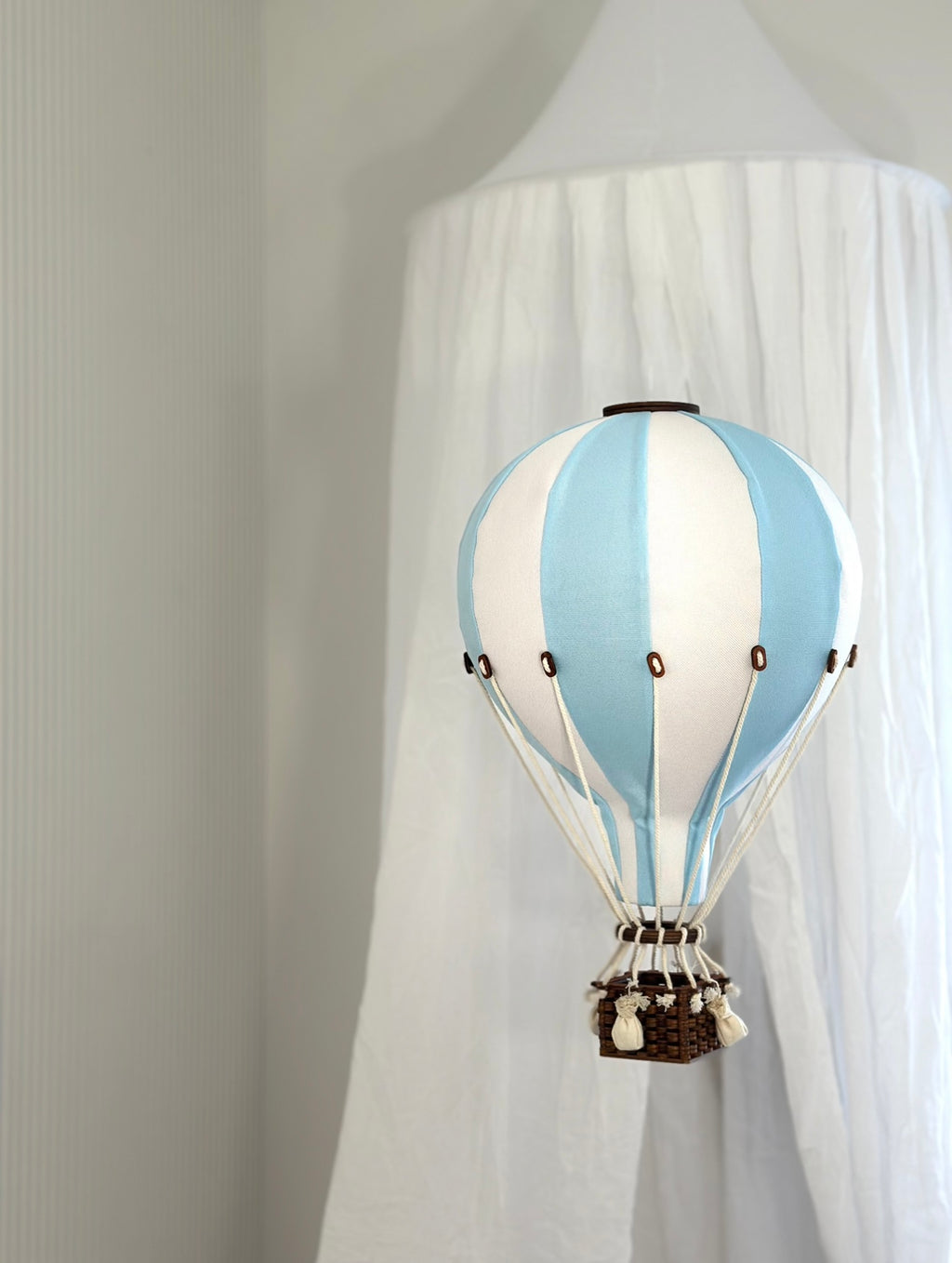 Hot Air Balloon Decorations for Baby Shower, Birthday, Gender Reveal & Baby Nursery Decor | White/Light Blue