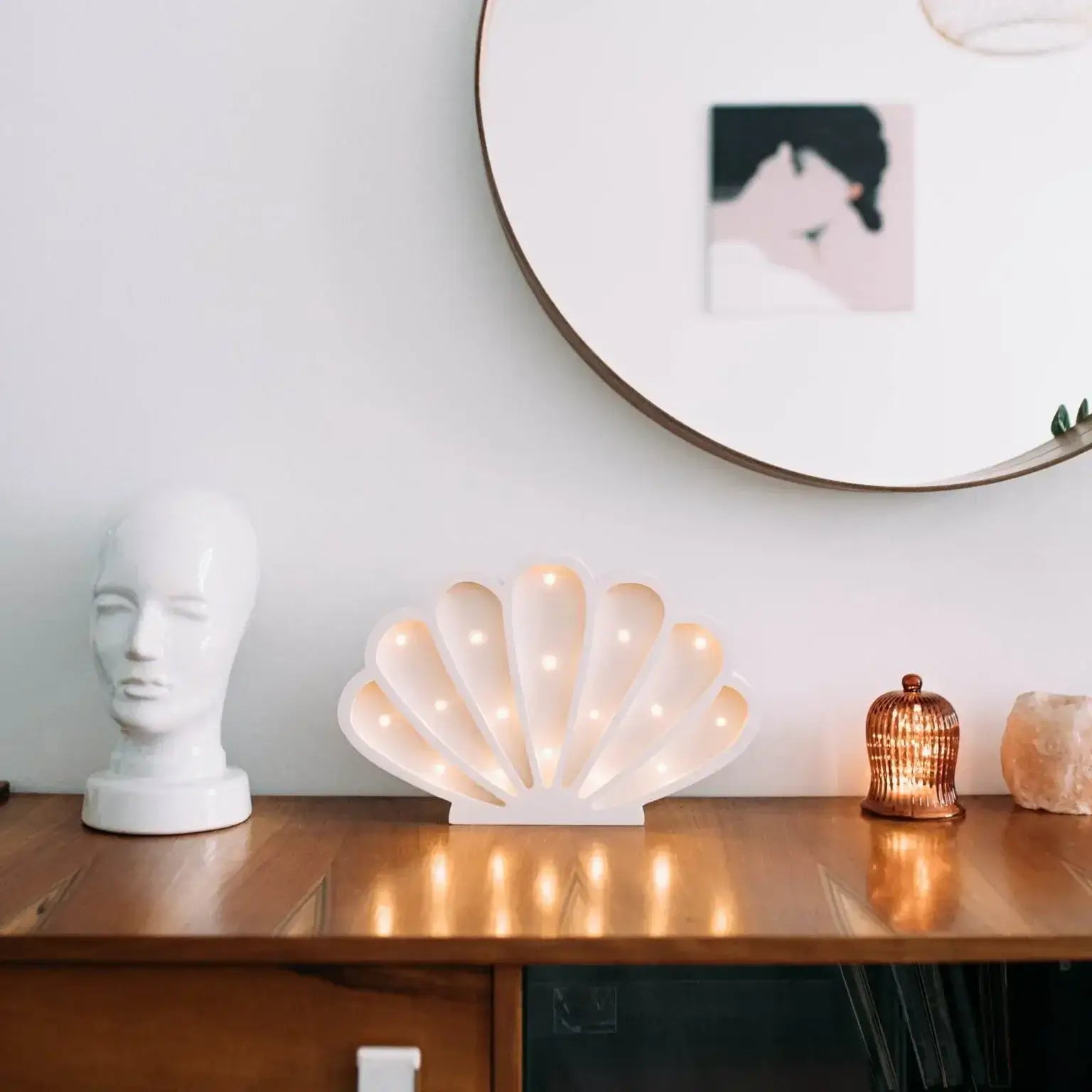 Wooden Seashell Lamp - white